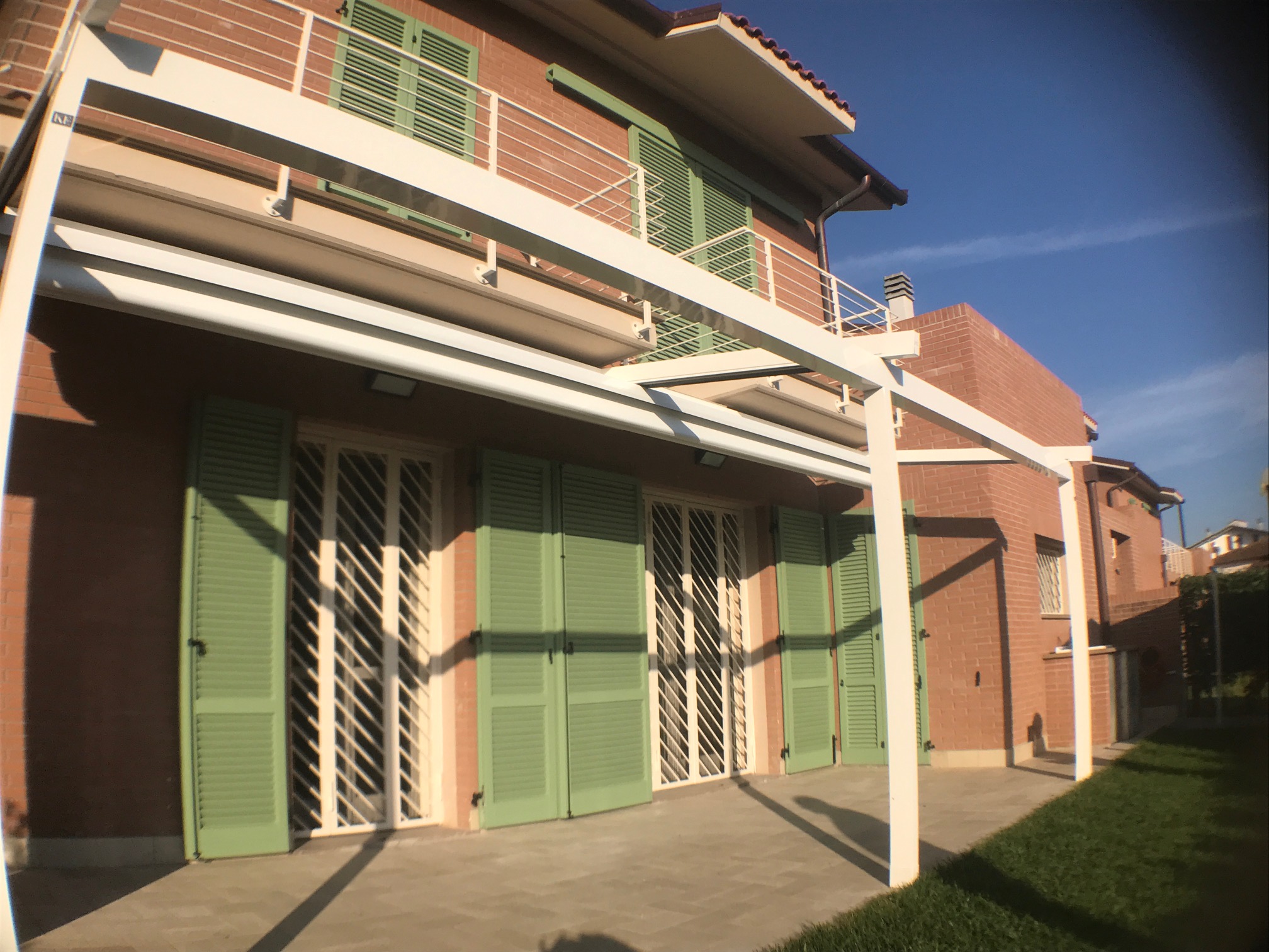 Omnia serramenti cascina pi Omnia serramenti cascina pi